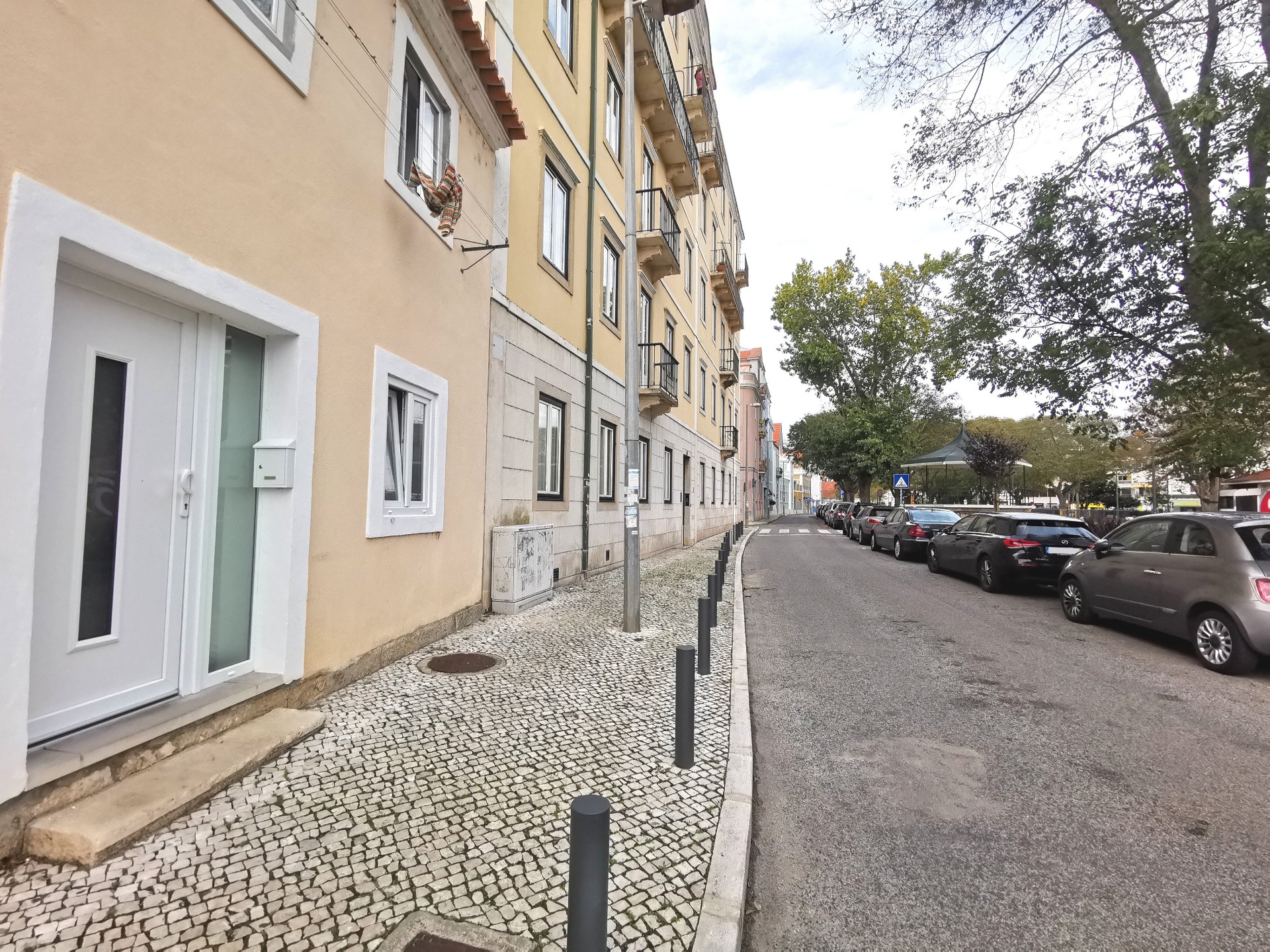 Apartamento T1 Jardim Paço de Arcos - Oeiras - Arrenda 850€